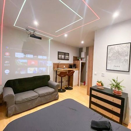 Le Pluvier D'Argent*Home Cinema Абвил Екстериор снимка